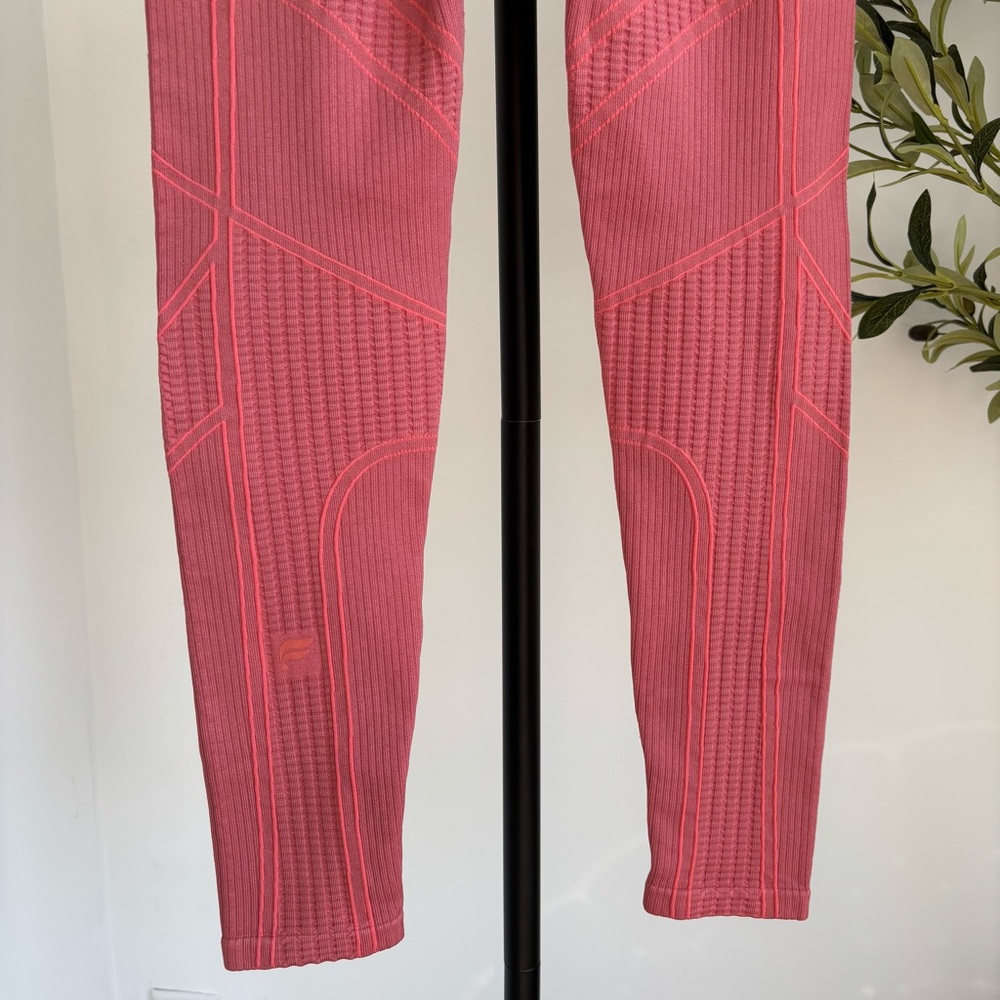 • [Fabletics] Ribbed Leggings • - Picture 6 of 7